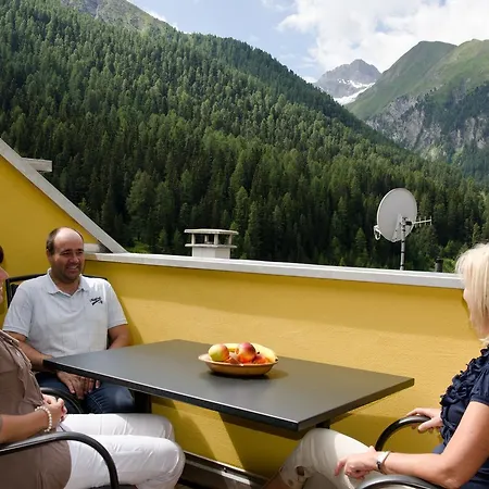 Apartment Chasa Alpetta
