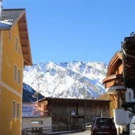 Apartment Chasa Alpetta
